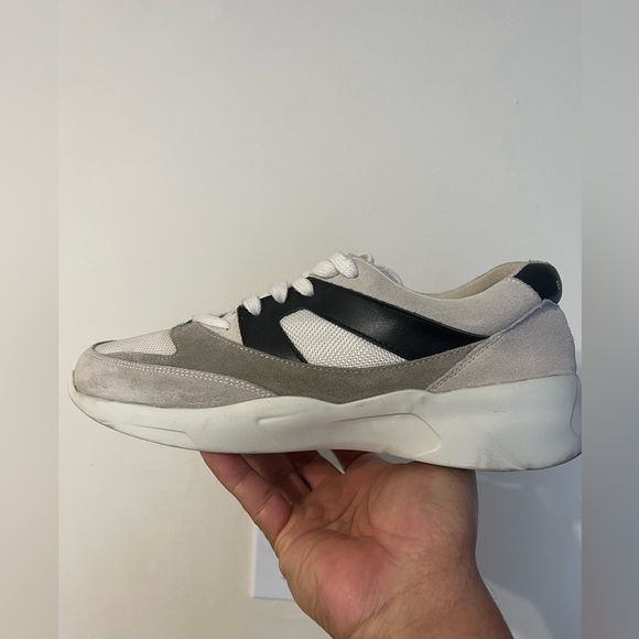 FEAR OF GOD ESSENTIALS DISTANCE RUNNER - Picture 6 of 10